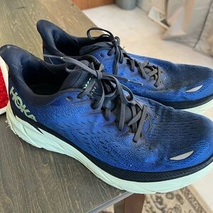 Men’s Hokas (Clifton 8)